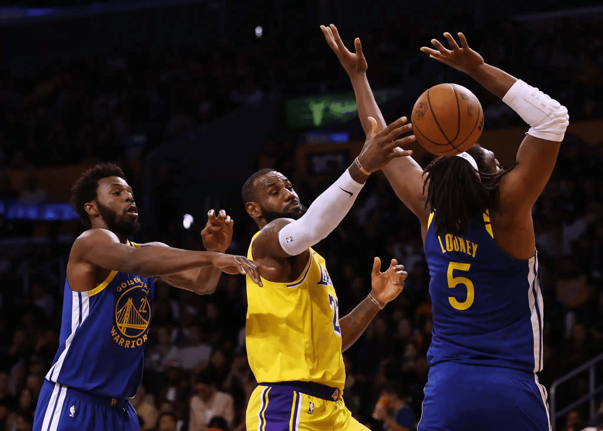 Lakers vs Golden State Warriors